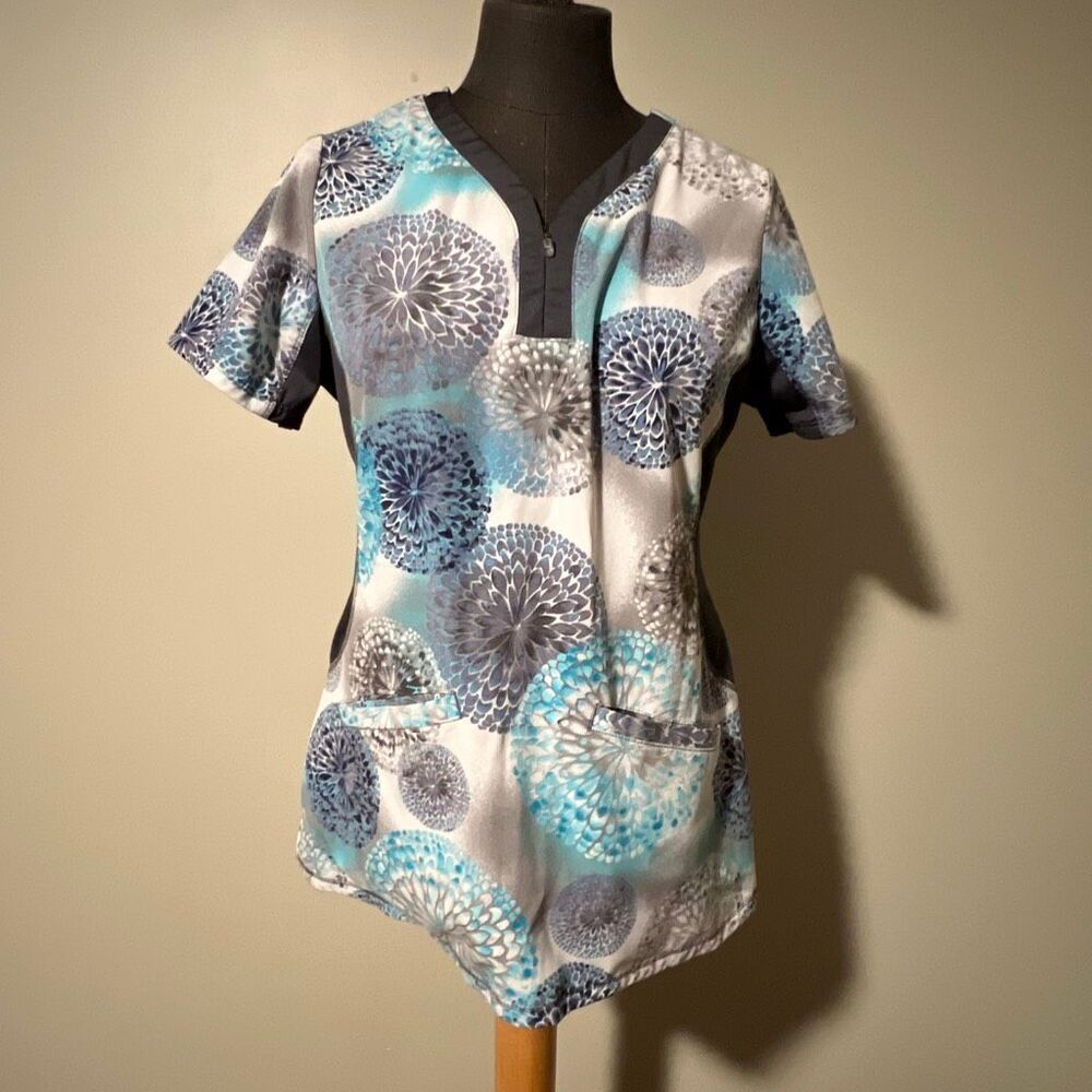 Premier by Healing Hands Women's Multicolor Floral Short Sleeve Scrub Top Small